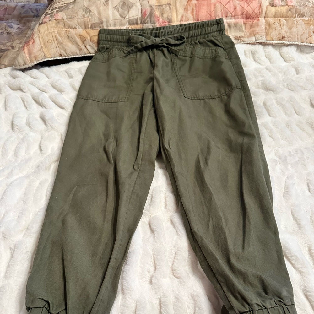 LOFT Khaki Jogger Pants